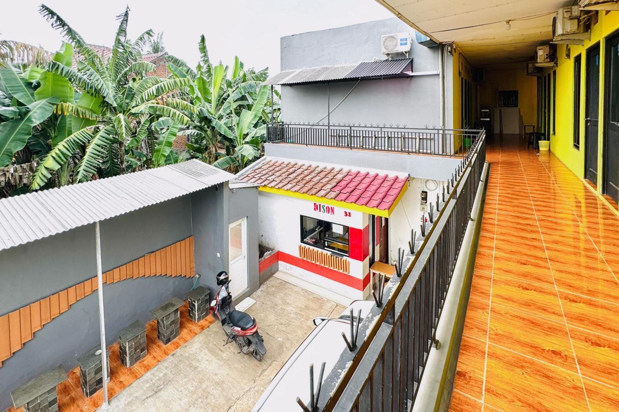Hotel Dison Redpartner Bekasi