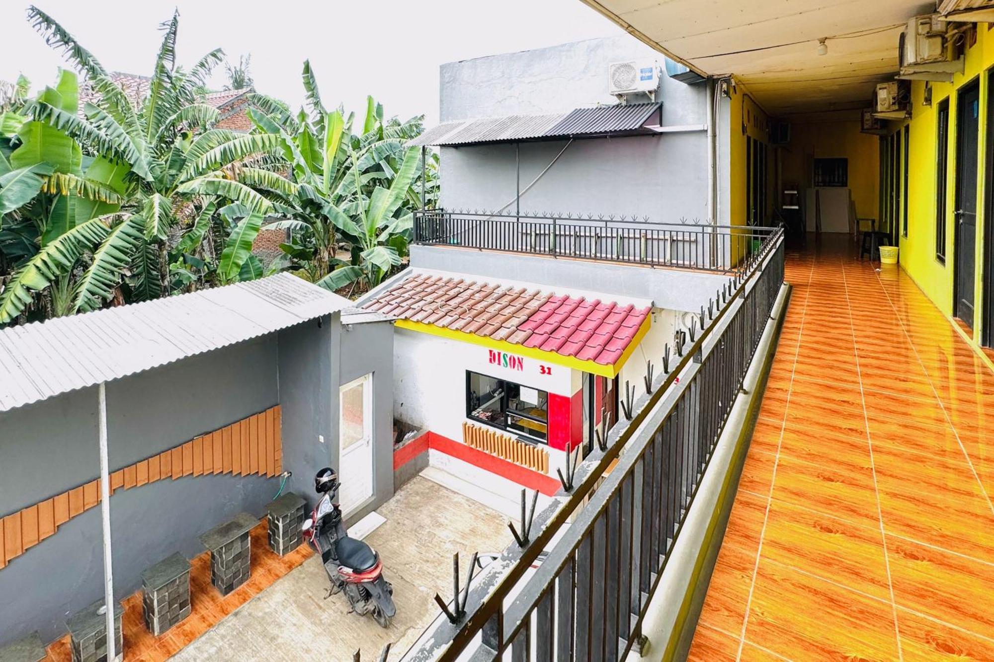 Dison Redpartner 2* Bekasi